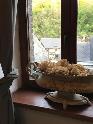 La Tete Ailleurs Hotel Durbuy Buitenkant foto