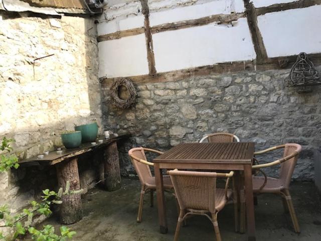 La Tete Ailleurs Hotel Durbuy Buitenkant foto